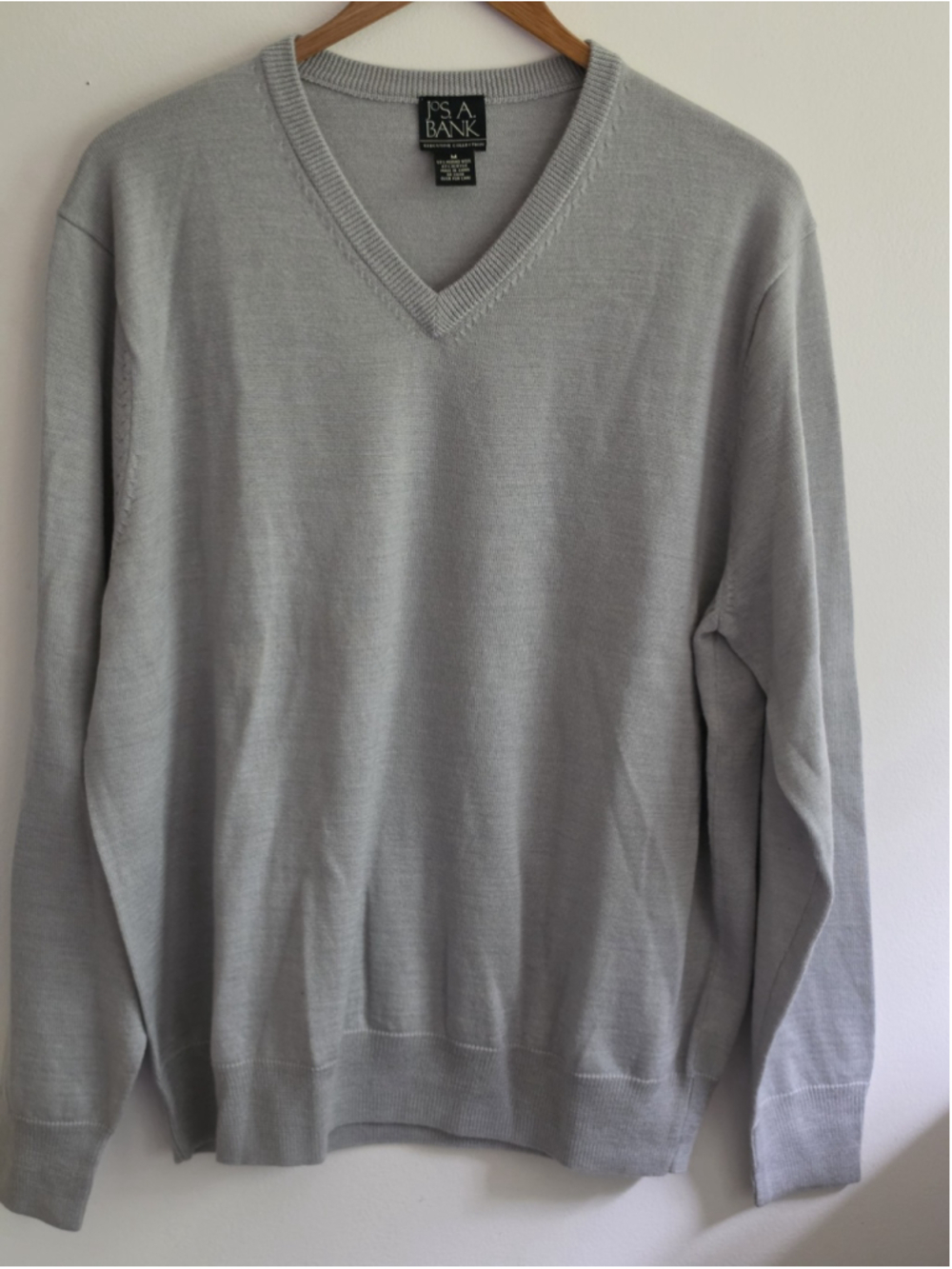 JoS. A. Bank Executive Collection M Wool Acrylic Blend Gray V-Neck Sweater